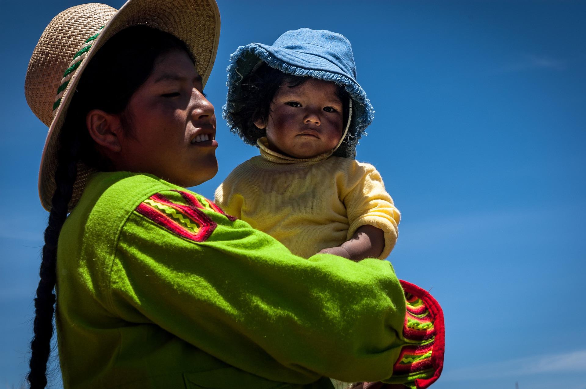 woman and child, Peru